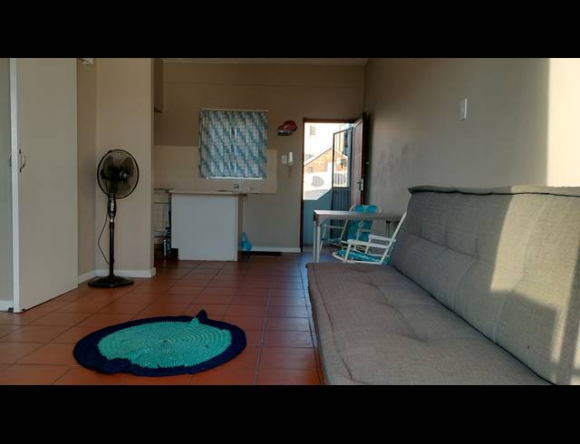 1 BEDROOM FLAT FOR SALE IN MOSSEL BAY CENTRAL